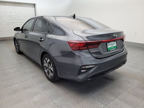 Used 2021 Kia Forte LXS FWD image 5