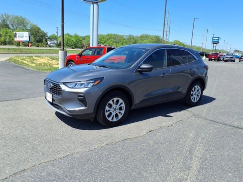 Used 2024 Ford Escape Active w/ Tech Pack #1 image 9