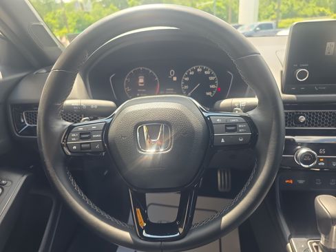 Used 2025 Honda Civic Sport image 18