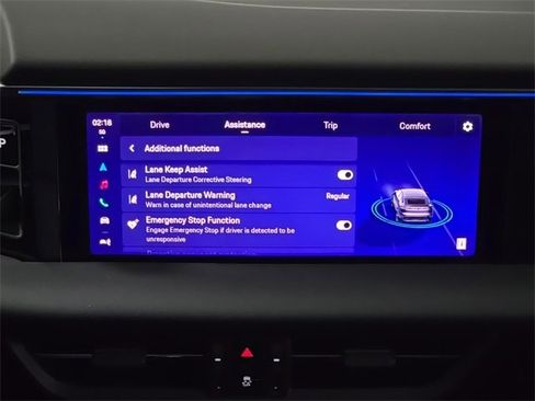 Certified 2025 Porsche Macan Electric image 21