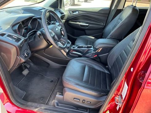 Used 2014 Ford Escape Titanium FWD image 2