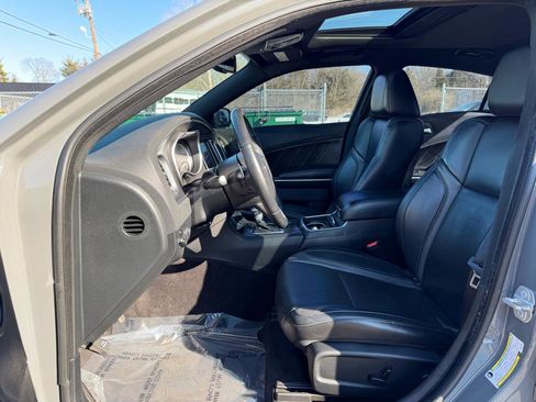 Used 2018 Dodge Charger GT image 10