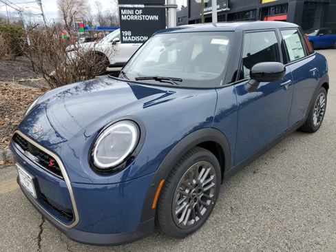 New 2026 MINI Cooper S image 1