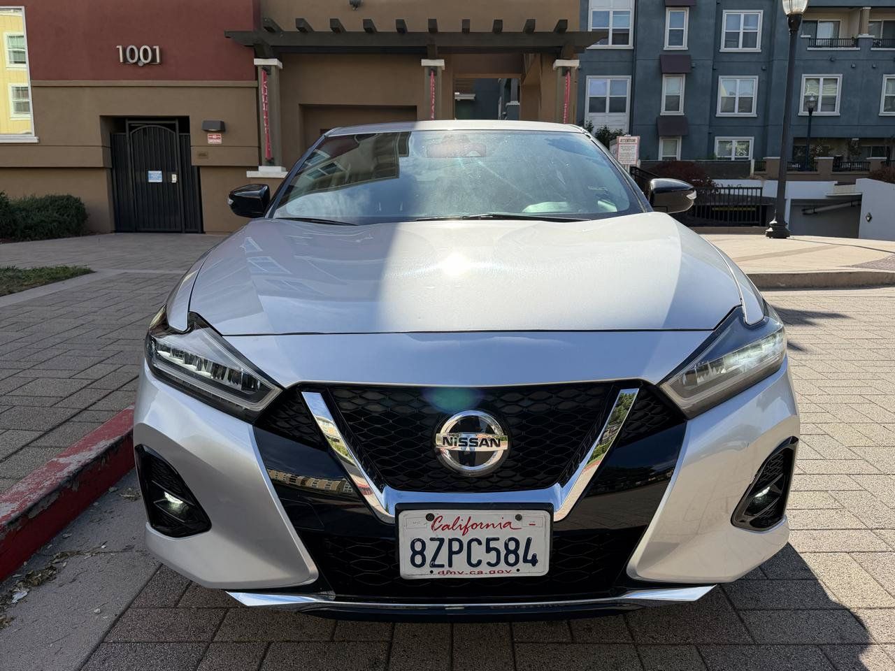 Used 2022 Nissan Maxima SV w/ Floor Mat Group FWD image 6
