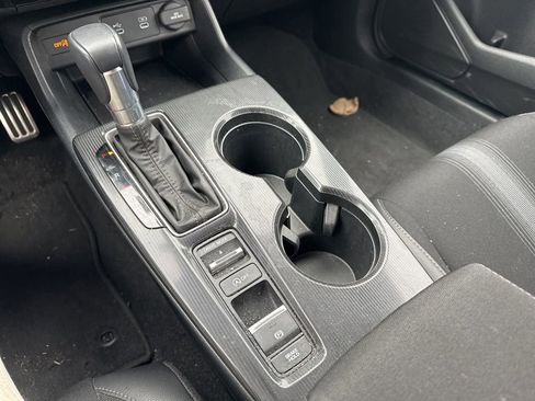 Used 2025 Honda Civic Sport image 26