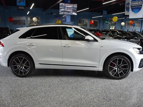 Used 2021 Audi Q8 Premium Plus AWD/4WD image 2