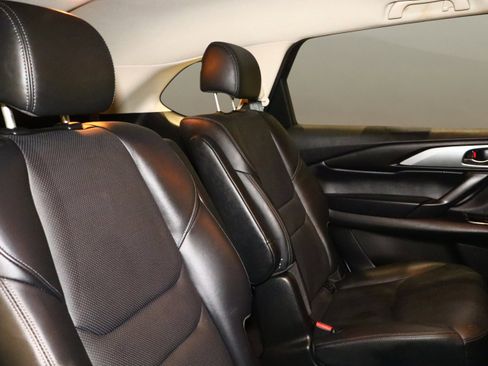 Used 2023 MAZDA CX-9 Touring image 15