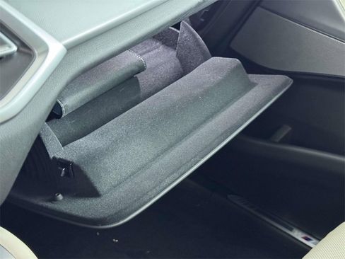 Used 2023 BMW X6 xDrive40i w/ Executive Package image 31