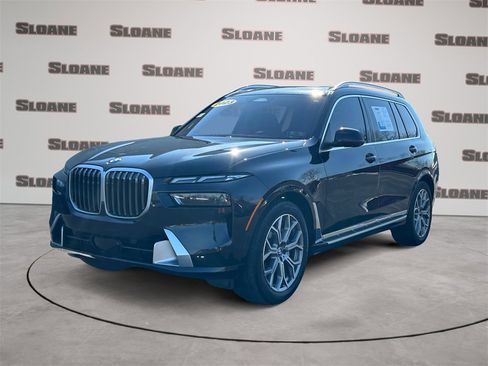 Used 2023 BMW X7 xDrive40i w/ Premium Package image 1
