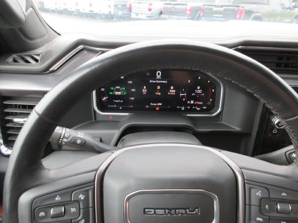 Certified 2026 GMC Sierra 2500 Denali Ultimate AWD/4WD image 39