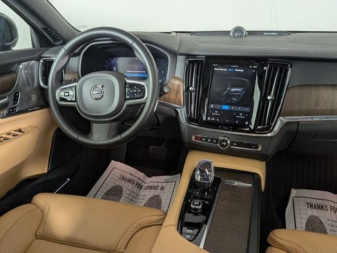 Used 2024 Volvo S90 B6 Ultimate image 21