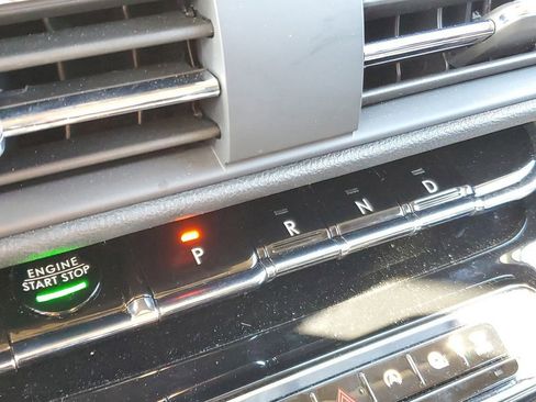 Used 2023 Lincoln Corsair FWD image 24