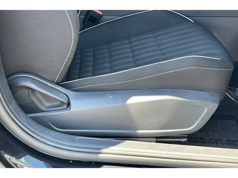 Used 2023 Volkswagen Jetta Sport FWD image 22