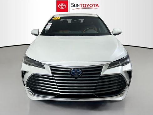 Used 2021 Toyota Avalon Limited w/ Advanced Safety Package FWD image 10