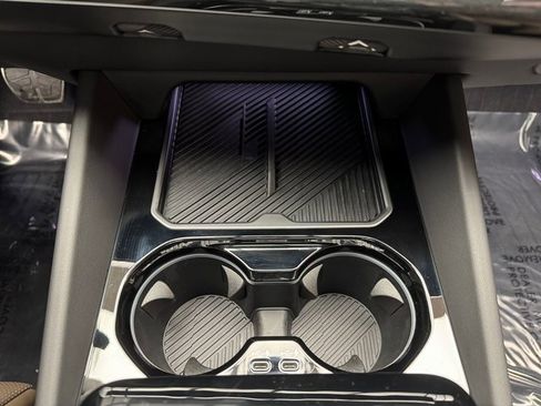 Certified 2026 BMW 530i xDrive w/ M Sport Package image 19