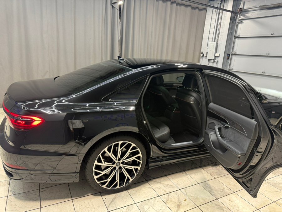 Used 2022 Audi A8 L 3.0T AWD/4WD image 22