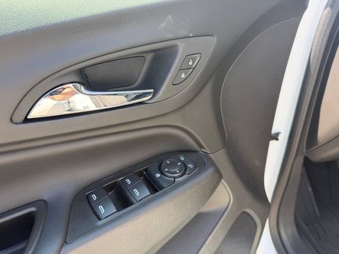 Used 2024 Chevrolet Equinox LT w/ LPO, Floor Liner Package AWD/4WD image 17