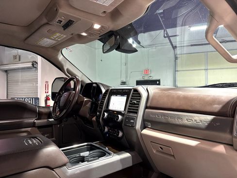 Used 2019 Ford F250 Limited w/ FX4 Off-Road Package image 33