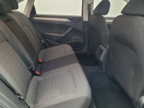 Used 2020 Volkswagen Passat 2.0T S image 19