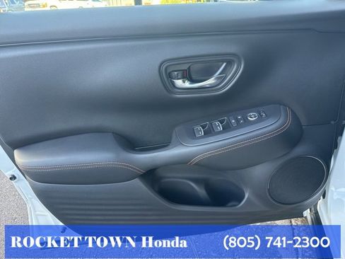 Used 2023 Honda HR-V Sport image 17