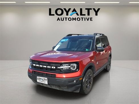 Used 2022 Ford Bronco Sport Outer Banks w/ Tech Package image 1