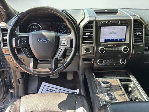 Used 2020 Ford Expedition Limited AWD/4WD image 10
