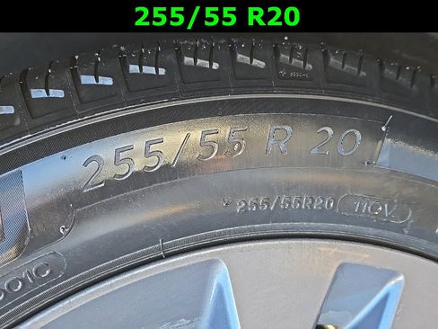 Used 2025 Ford Explorer Active w/ Active Comfort Package image 55