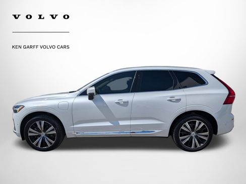 Used 2023 Volvo XC60 T8 Plus w/ Protection Package Premier AWD/4WD image 6