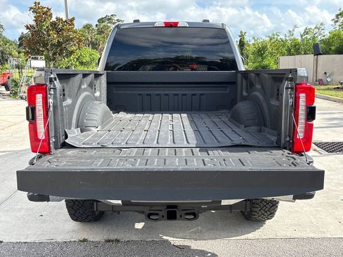 Certified 2025 Ford F250 Lariat w/ Tremor Off-Road Package AWD/4WD image 10
