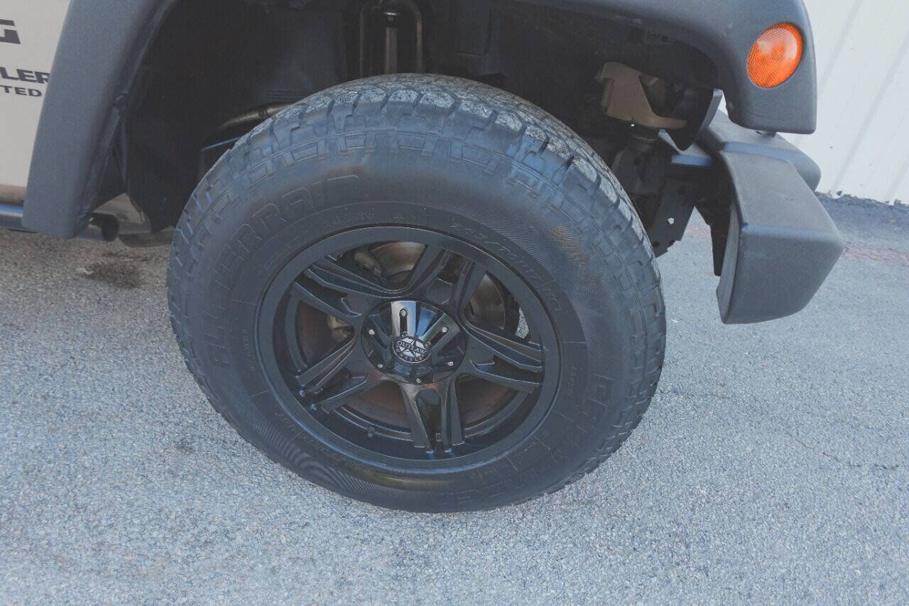 Used 2016 Jeep Wrangler Unlimited Sport w/ Trailer Tow Group AWD/4WD image 39