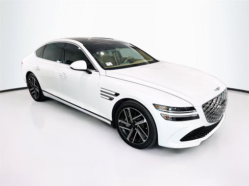 Used 2025 Genesis G80 2.5T Advanced image 7