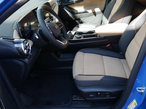 New 2026 Chevrolet Equinox ACTIV w/ Convenience Package III image 8