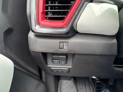 Used 2026 GMC Canyon AT4X w/ AT4X AEV Edition AWD/4WD image 19
