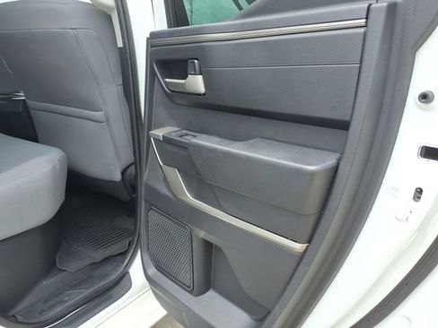 Used 2022 Toyota Tundra SR5 w/ SR5 Convenience Package RWD image 20