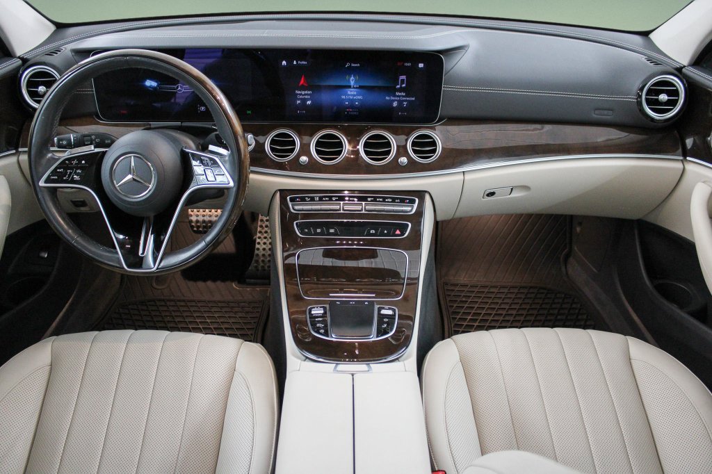 Used 2021 Mercedes-Benz E 450 4MATIC All-Terrain Wagon image 19