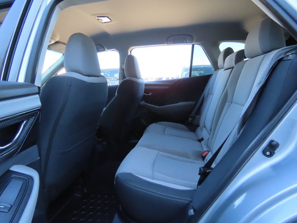 Used 2020 Subaru Outback Premium AWD/4WD image 24