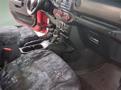 Used 2021 Jeep Gladiator Sport image 14