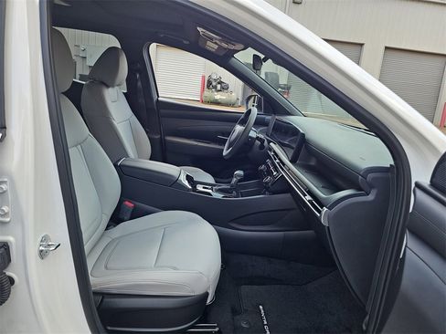 Certified 2026 Hyundai Santa Cruz SEL image 26