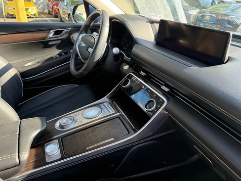 Used 2021 Genesis GV80 3.5T w/ Advanced Package 06 image 22