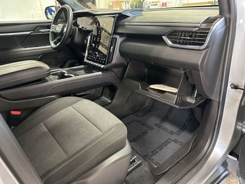 Used 2025 GMC Acadia Elevation image 34