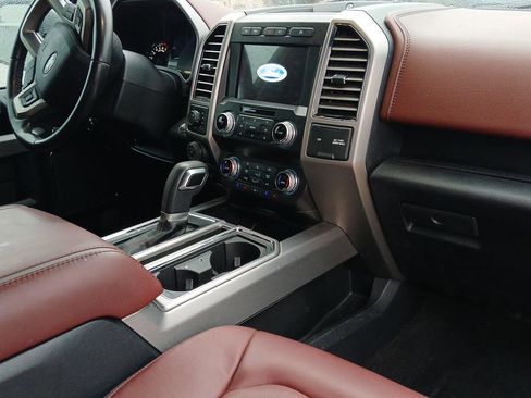 Used 2020 Ford F150 Platinum w/ Equipment Group 701A Luxury image 11