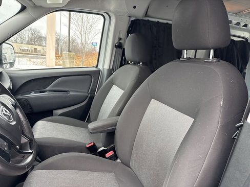 Used 2017 RAM ProMaster City Tradesman SLT w/ Rear Back-up Camera Group image 10