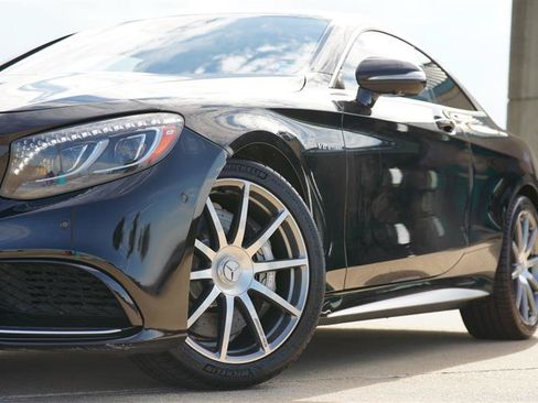 Used 2017 Mercedes-Benz S 63 AMG 4MATIC Coupe w/ Driver Assistance Package image 17