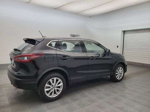 Used 2022 Nissan Rogue Sport S image 10