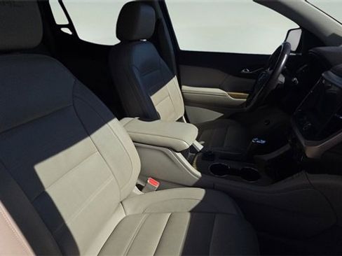 Used 2018 GMC Acadia Denali w/ Technology Package image 16