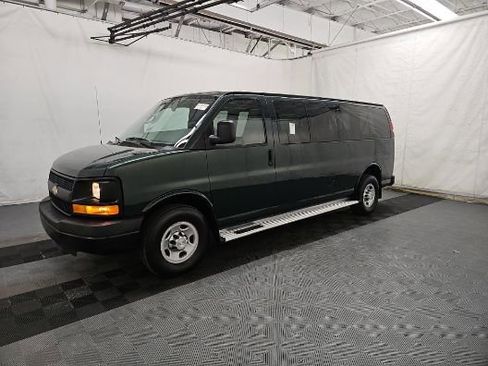 Used 2014 Chevrolet Express 3500 LS RWD image 4