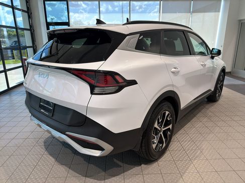 Used 2025 Kia Sportage EX w/ Premium Package FWD image 5