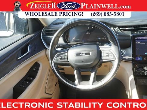 Used 2021 Jeep Grand Cherokee L Limited image 15