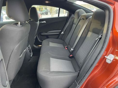 Used 2021 Dodge Charger SXT AWD/4WD image 3