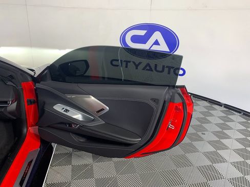 Used 2020 Chevrolet Corvette Stingray Preferred Cpe w/ 2LT Preferred Equipment Group RWD image 30